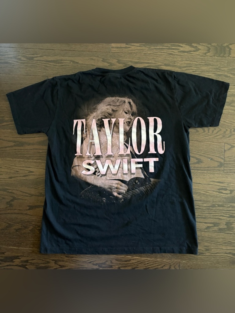 Taylor Swift Tee - Picture 3 of 6
